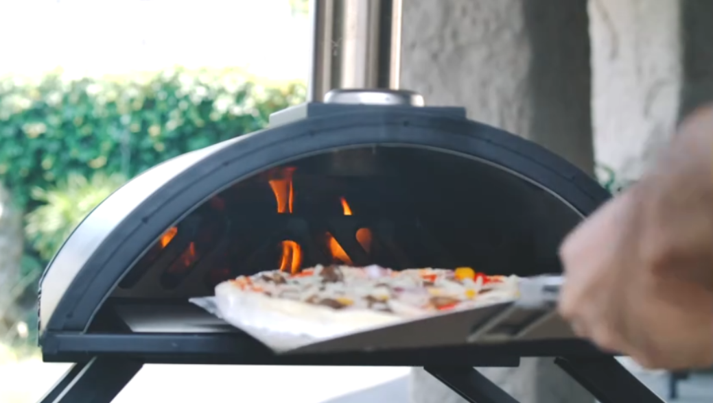Rise to Perfection: Why Oven-Fired Pizza Reigns Supreme