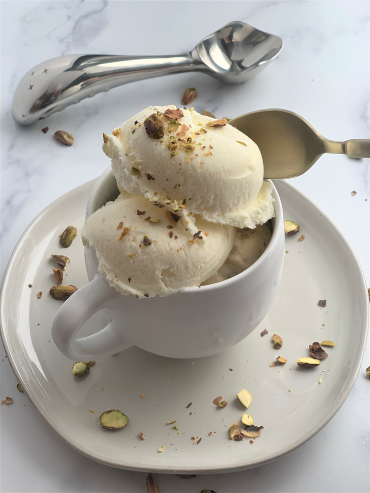 Versatile Ice Cream Serving Utensil: A multipurpose tool for serving ice cream and more.